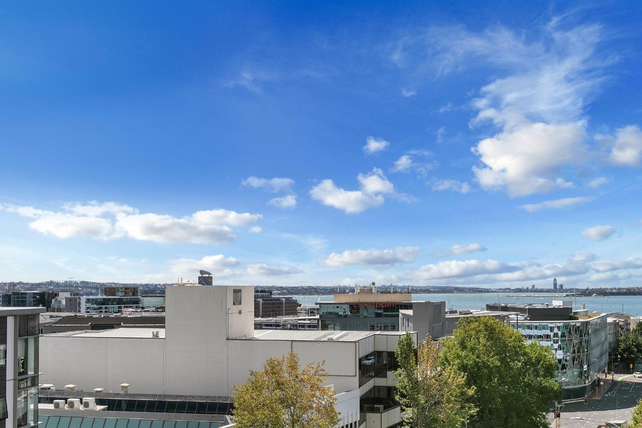 Your Family Getaway - Rooftop Spa & Pool! Auckland Dış mekan fotoğraf