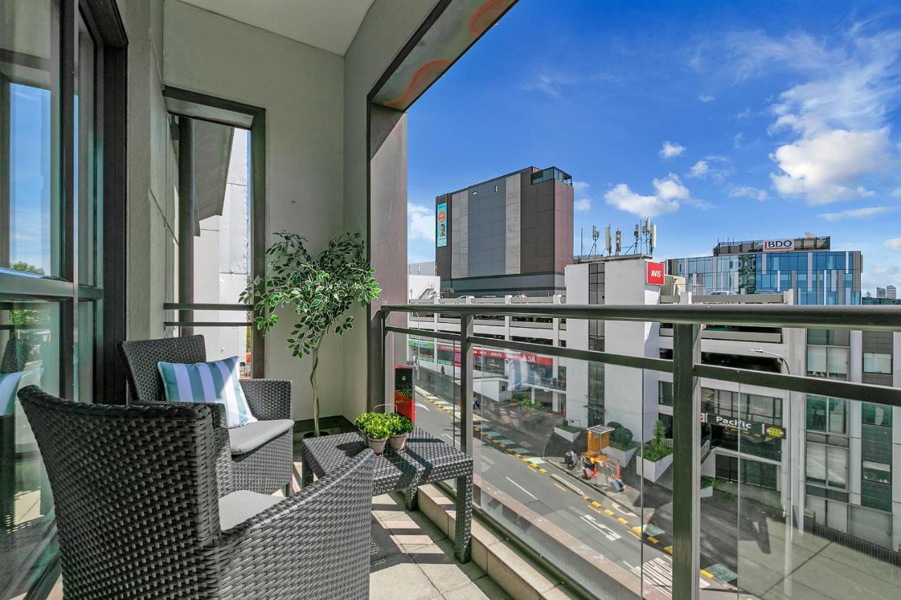 Your Family Getaway - Rooftop Spa & Pool! Auckland Dış mekan fotoğraf